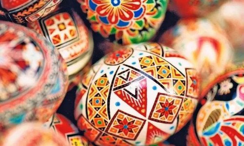 Pysanka (painted Easter egg) everlasting pearl of our people