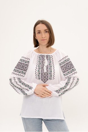 Вишиванка Жіноча VZHLR67