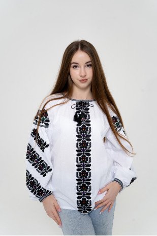 Вишиванка Жіноча VZHLL132