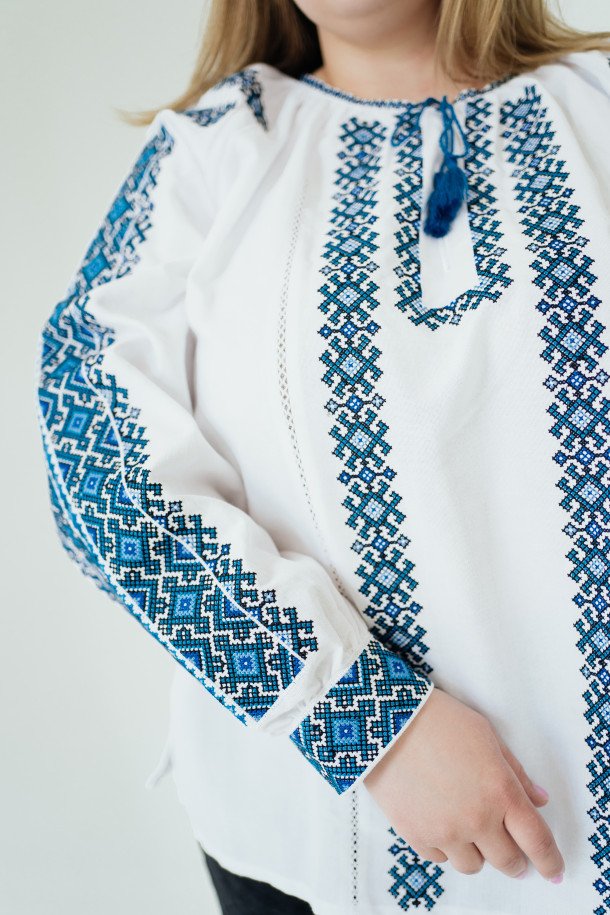 Vyshivanka Women's VZHLL110