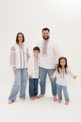 Family Look Singing of spring
