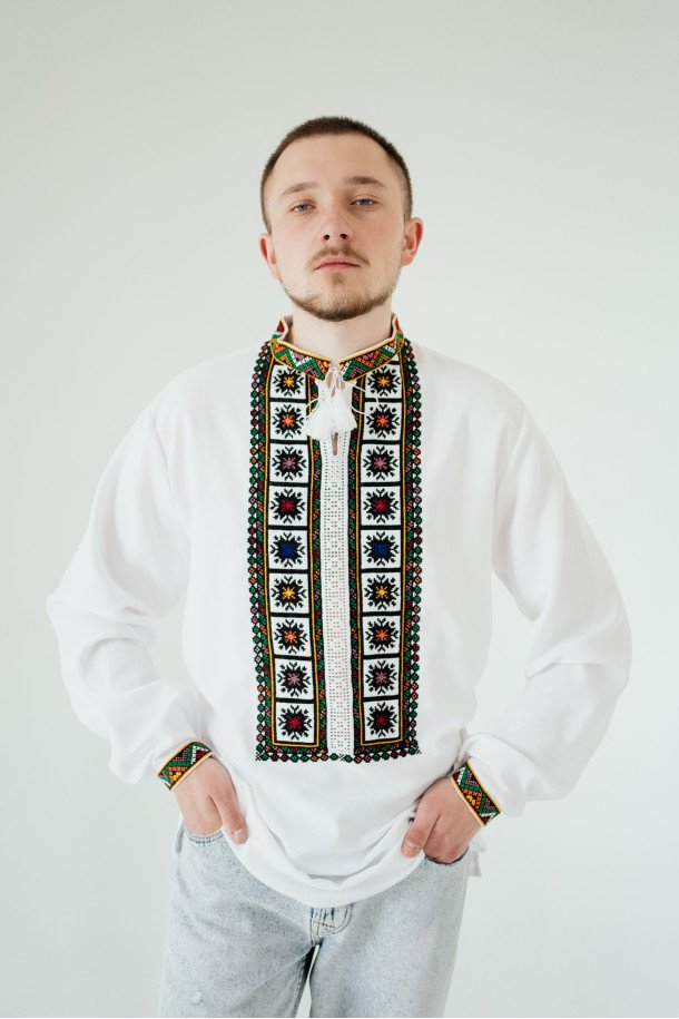 Вишиванка Чоловіча VCHR4
