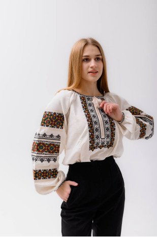 Вишиванка Жіноча VZHKM156