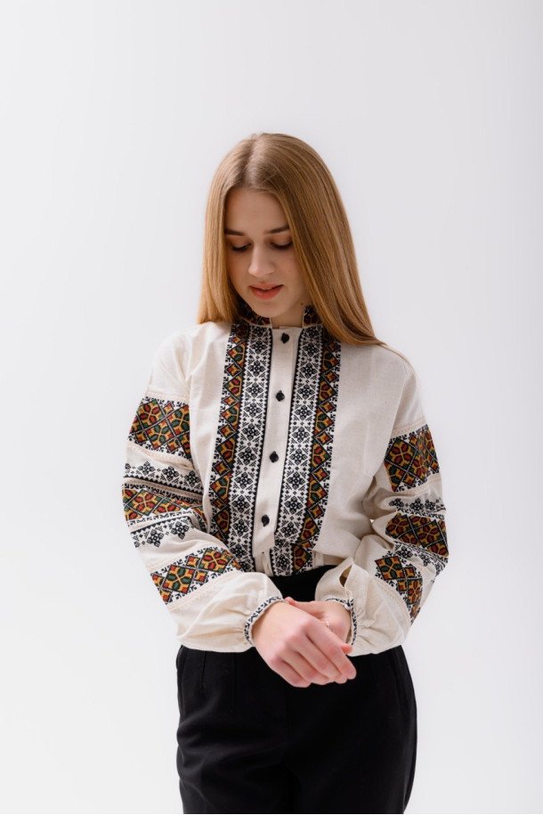 Vyshyvanka VZHKM15