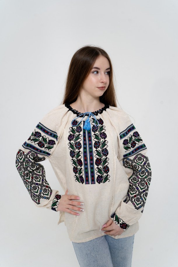 Вишиванка Жіноча VZHLL108