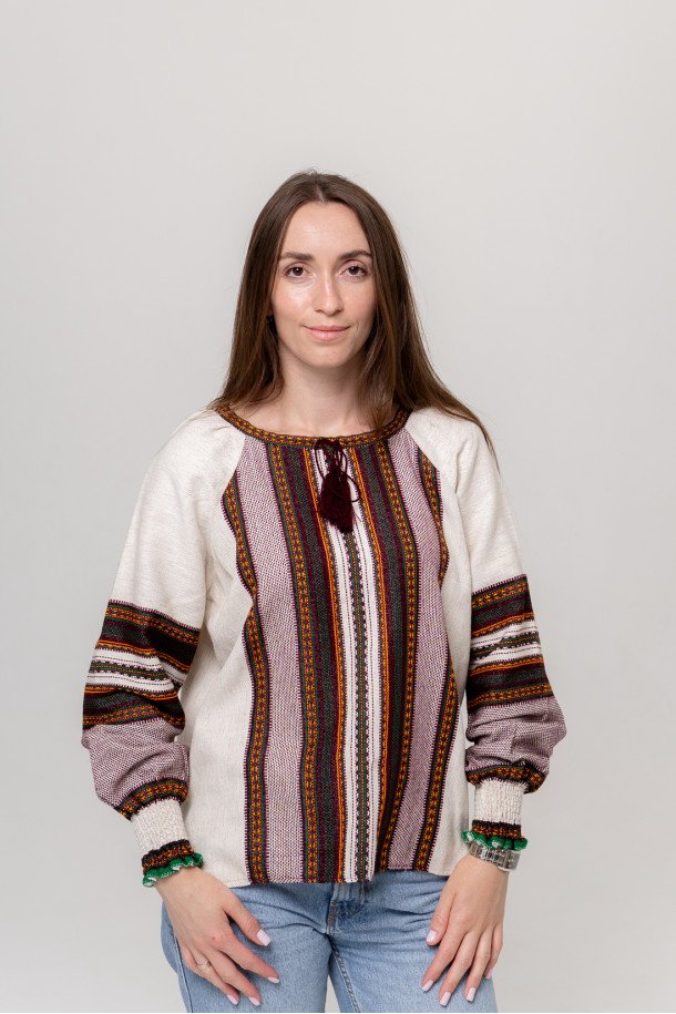 Vyshyvanka Women's VZHT 30