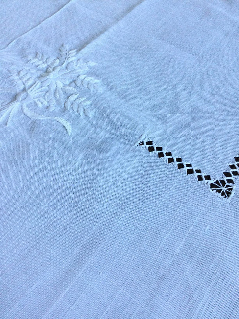 Tablecloth Embroidered SVSH30 - Вже Вже image 2